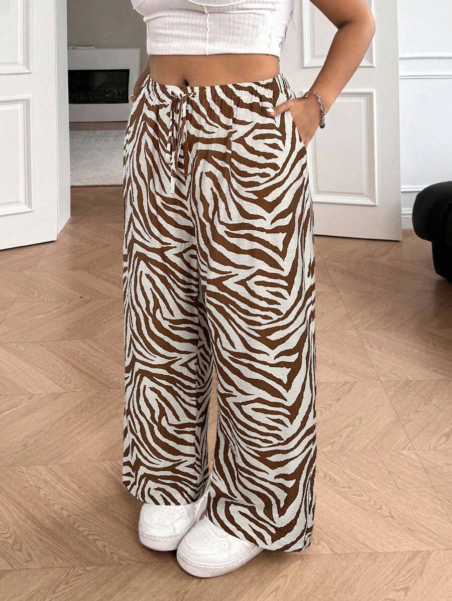 SHEIN EZwear Quần ống đứng giản dị sọc ngựa vằn nâu cỡ lớn - màu nâu - Xem 1