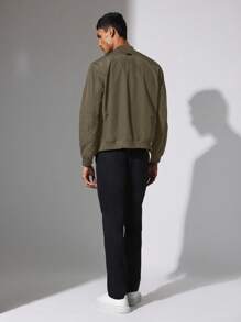 SUMWON 经典飞行员夹克军装风格轻便春秋休闲外套拉链立领街头潮流都市时尚 - 軍綠色 - 查看 4