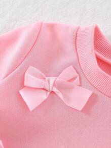 SHEIN Playful Pals 时尚简约3D蝴蝶结装饰圆领长袖卫衣和裤子套装 - 粉色 - 查看 4