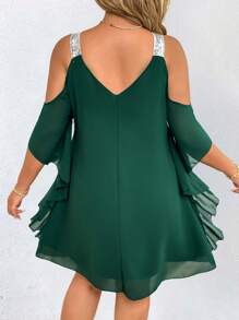 SHEIN EMERY ROSE CURVE Robe mi-longue en mousseline de soie, style chic avec bretelles spaghetti et épaules dénudées, coupe évasée