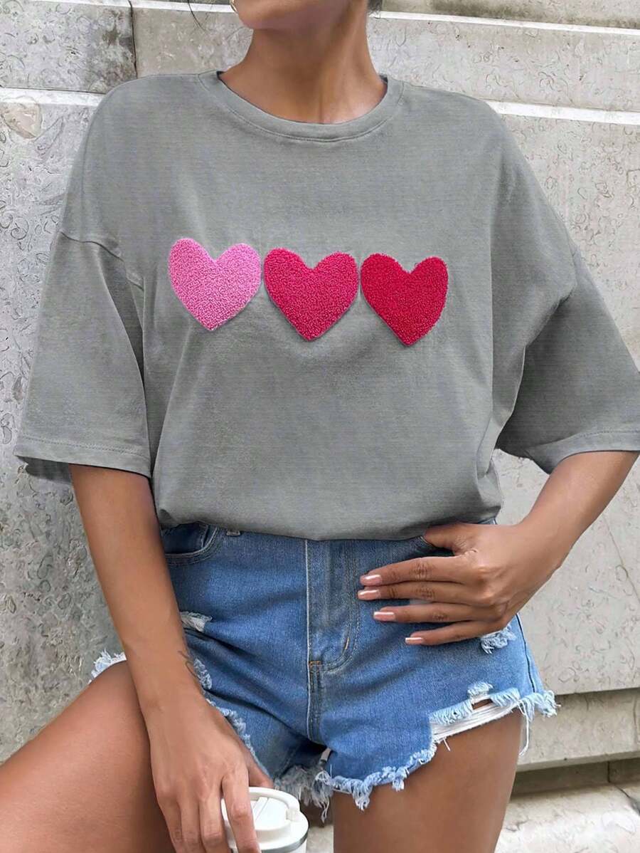 EURMUSE 100%Cotton WHITE OVERSIZE T-SHIRT WITH EMBROIDERY HEART DETAİL - Grey - View 1