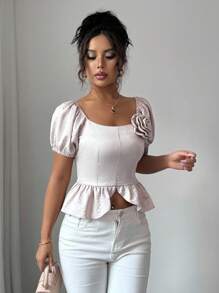 Elenzga Chemisier printemps/été en crêpe rose peu profond pour femme, col à volants, manches courtes, épaules dénudées, motif floral 3D, manches bouffantes, taille plissée, ourlet asymétrique à volants, chemise de vacances à la mode et élégante - Rose bonbon - Voir 5