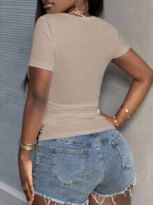 Slaydiva Minimalist Casual Basic Crew Neck Short Sleeve Fitted Side Ruched Ribbed Stretchy Gray T-Shirt For Women, Summer - Grey - View 5