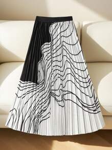 Franclia Asymmetric Design Striped Patchwork Pleated Skirt For Women - Black and White - View 1