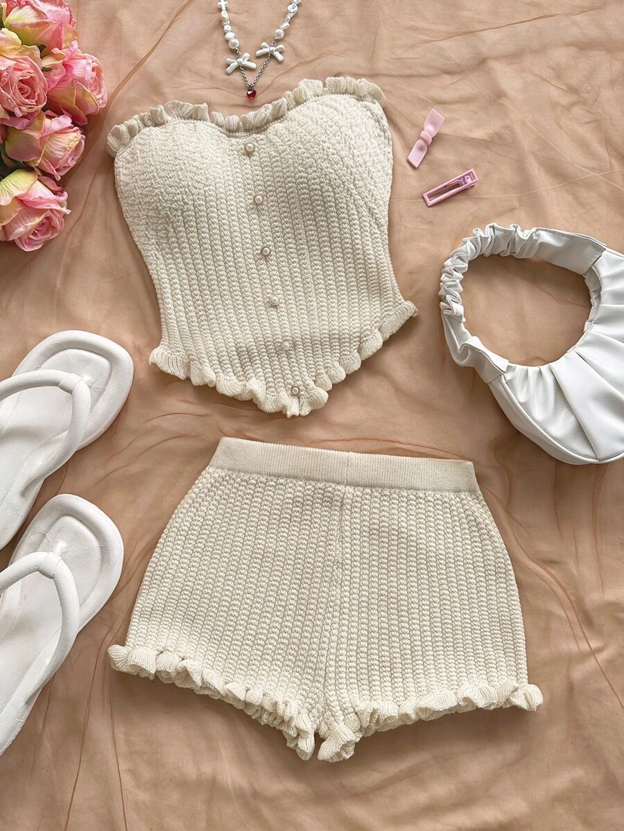 Soleia 女士度假休闲荷叶边珍珠金属扣装饰抹胸和荷叶边针织短裤套装，适合派对、约会、分层穿着或外套 - 杏色 - 查看 1