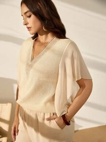 EMERY ROSE 大码 V 领贴花边缘雪纺蝙蝠袖拼布华夫格针织休闲 T 恤，适合外出、度假、通勤