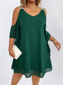 SHEIN EMERY ROSE CURVE Robe mi-longue en mousseline de soie, style chic avec bretelles spaghetti et épaules dénudées, coupe évasée