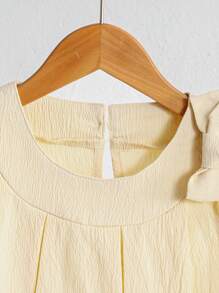 SHEIN 2pcs/Set Girls' Apricot Color Pleated A-Line Bowknot Vest Top & Loose Shorts, Elegant Outfit For Daily Wear & Vacation, Summer