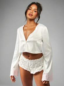 MISSGUIDED Premium Satin Button Front Crop Blouse Lace Bell Sleeve Wedding Bridal Bridesmaid Special Occasion Elegant Evening Party Top - White - View 3