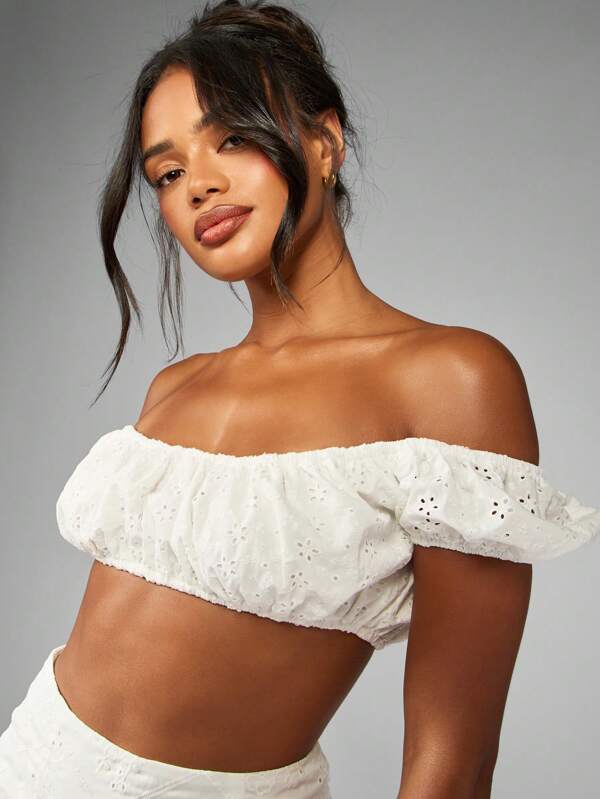 MISSGUIDED 露肩英式刺绣文胸夏季节日波西米亚风短款上衣海滩度假褶饰孔眼蕾丝休闲日