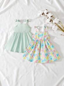 SHEIN 2入組寶寶女孩休閒萬用可愛心形印花細肩帶連衣裙，春夏季，情人節的完美選擇 - 綠色 - 查看 2