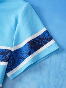 SUPERMAN X SHEIN 男童夏季休闲卡通英雄人物和徽标贴片印花短袖 T 恤 - 彩色 - 查看 4