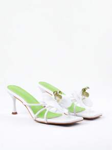 MUSERA Sandalias de tacón con punta cuadrada con diseño de flor de iris - Blanco - Ver 3