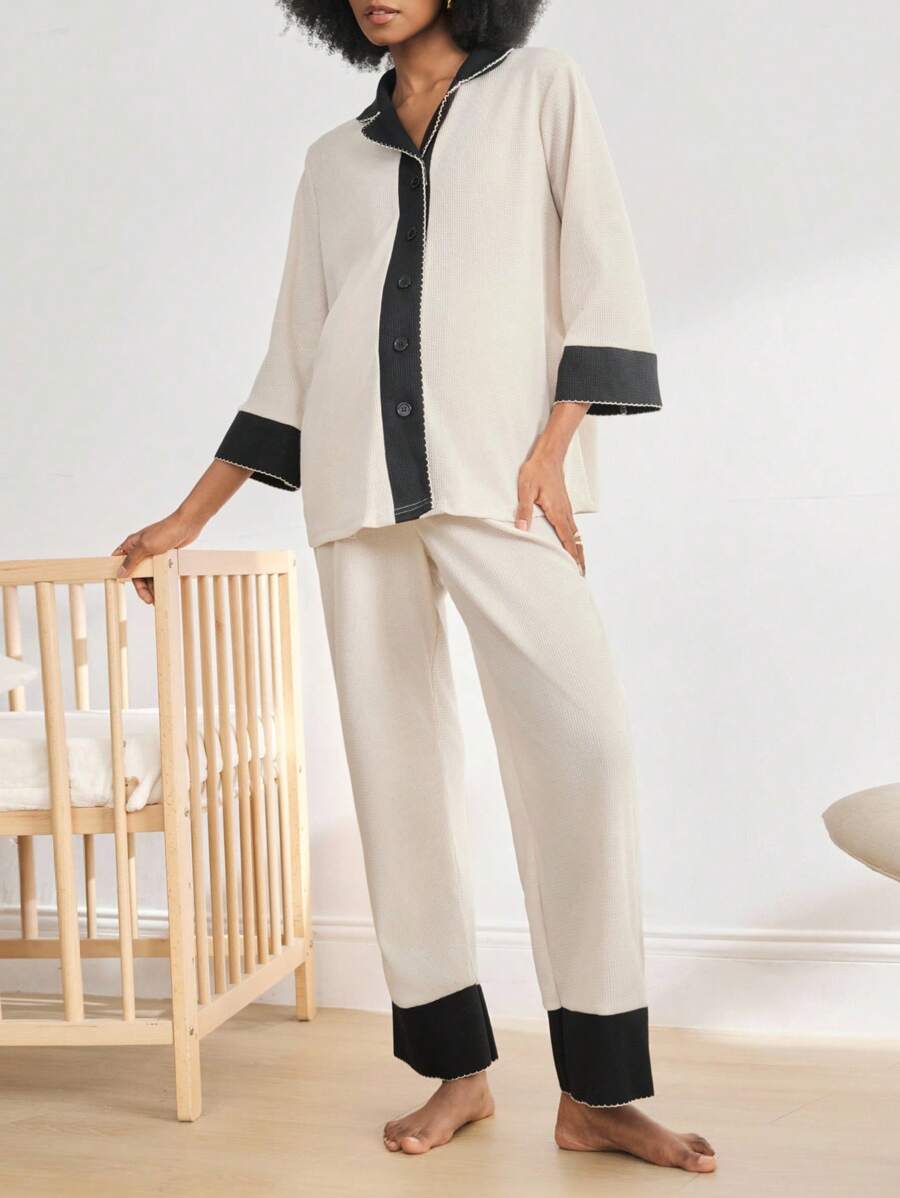 BloomMama 拼色翻领开衫和 7/10 长裤孕妇休闲服套装 - 杏色 - 查看 1