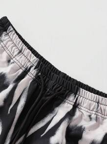 ROMWE MEN Goth 哥特风骷髅印花短裤：释放你的叛逆街头风，万圣节 - 彩色 - 查看 7