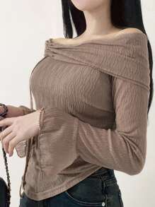 DAZY 女式荷叶边露肩短款喇叭袖纯色 T 恤，卡其色，春夏季，返校服长袖女式上衣