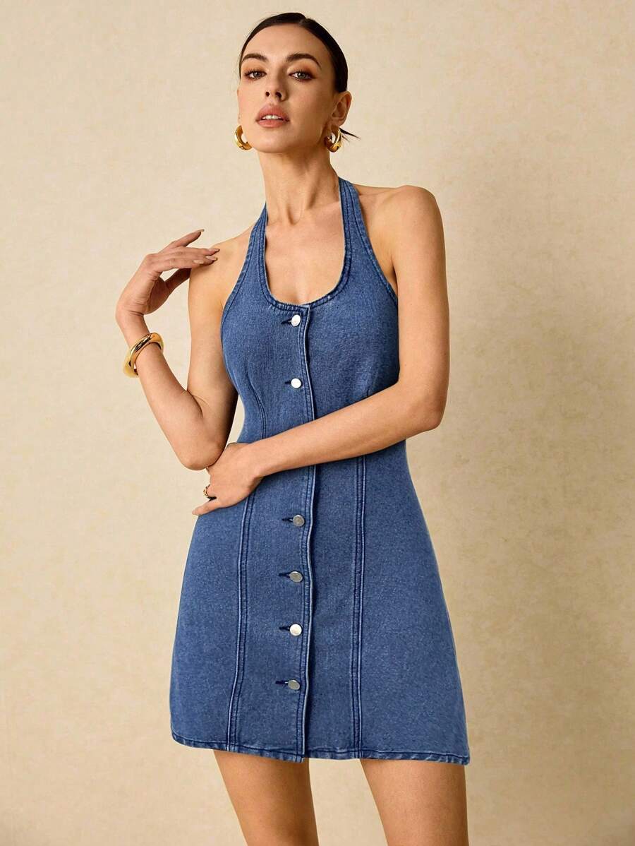 Poéselle 休闲时尚纽扣性感露背女式牛仔连衣裙 - 深色水洗藍 - 查看 1