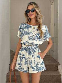 Easowa Vintage Floral Print Crewneck Top With Gathered Hem & Elastic Waist Pocket Shorts Set, Casual Summer Holiday Elegant Outfit For Women Two Pieces Set Women Summer 2 Pieces Short Sets Women Women 2 Pieces Summer Outfits Vacation Outfits Woman 2 Pieces Toile Print Two Pieces Set 2 Pieces Short Sets Woman