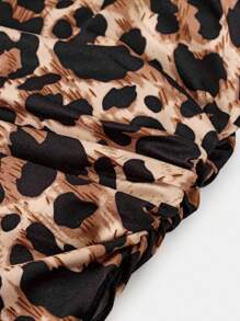 SHEIN Girlism Tween Girls Y2K 街头服饰短款褶皱不对称下摆豹纹修身背心和双层荷叶边针织短裙短裤套装，舒适高弹力开学装 - 黑色 - 查看 4