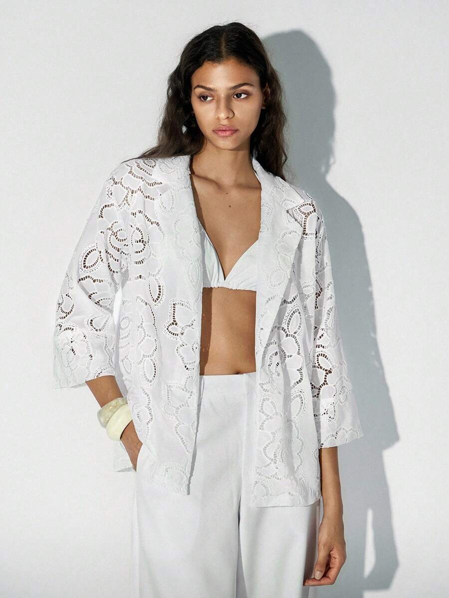 Lumivelle Blazer ouvert à col châle en jacquard fleuri avec dentelle - Blanc - Voir 1