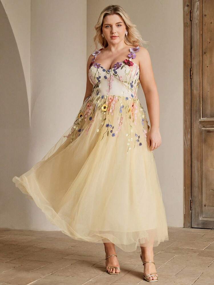 Plus Size Women Long Strap Dress With Embroidered Floral Decor, Elegant And Versatile Formal Dress