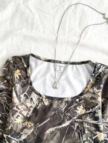 SHEIN 青少年女孩印花修身长袖 T 恤，休闲日常时尚百搭 - 軍綠色 - 查看 4