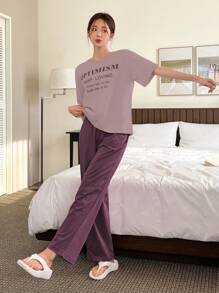 DAZY 女式标语印花短袖 T 恤和裤子休闲两件套睡衣 - 淺灰紫 - 查看 3
