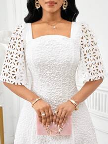 SHEIN Lady 白色提花面料，袖子上有镂空细节 女士中长连衣裙 生日和活动连衣裙 / 办公室连衣裙 / 教堂连衣裙 / 婚纱 / 节日连衣裙 / 优雅连衣裙 / 派对连衣裙 / 白色连衣裙 - 白色 - 查看 8