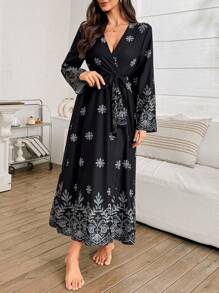 SHEIN Plus Size Women's Casual Floral Retro Print Tie-Wrap Long Robe - Black - View 5