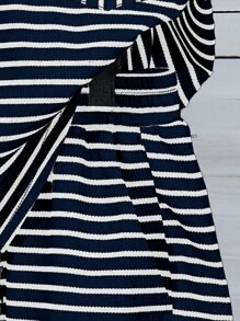 SHEIN Bộ 2 áo phông sọc thường ngày mùa hè cỡ lớn và quần short - Màu xanh hải quân - Xem 6