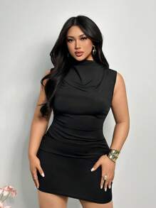 SHEIN Privé Plus Size Elegant Commuter Intellectual Music Festival Black Sexy Bodycon Short Ruched Mini Dress, Slimming Effect - Black - View 3