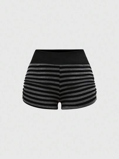 J-Fashion Women's Retro Y2K ABBY Hot Babe Low Waist Rhinestone Cat Print Striped Shorts