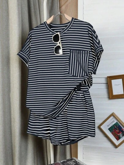 SHEIN 2pcs/Set Plus Size Summer Casual Striped T-Shirt & Shorts