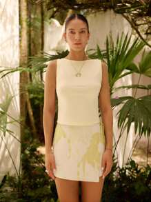 Sunsella Áo thun nữ mùa hè màu trơn hở lưng dây chéo cổ thuyền ôm sát gợi cảm Áo vàng nhạt Áo vàng bơ Đồ mặc nghỉ dưỡng 2025 Đồ mặc nghỉ dưỡng Kỳ nghỉ Tiền cũ - trắng - Xem 6