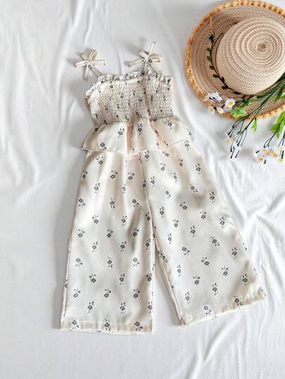 SHEIN Vintaside Kids Baby Girl Lovely Elegant Fashion Casual Vacation Ditsy Floral Ruffle Trim Bow Design Comfortable Soft Woven Jumpsuit, Suitable For Outings, Vacation, Parent-Child Activities, Spring/Summer New Arrival