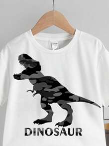 SHEIN 恐龙、街头风、童装精选系列、日常基础款、快乐儿童、儿童粉彩色系、机车风、家庭旅行、快乐时光、我爱妈妈、我爱爸爸、温馨家园、酷炫儿童、男婴两件套休闲圆领短袖短裤、适合夏季的恐龙男婴服装、男婴夏季套装、幼儿恐龙套装、男婴迷彩短裤、男童恐龙衬衫 - 彩色 - 查看 3