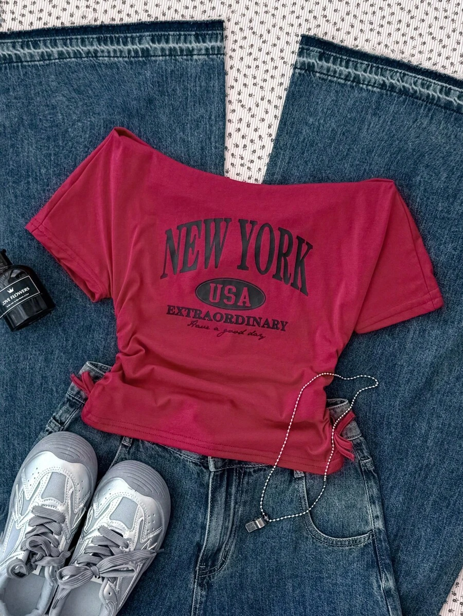 SHEIN Áo crop top mùa hè thể thao, giản dị, hàng ngày, đa năng, hở vai, họa tiết chữ và thiết kế cạp chun, màu đỏ, quần áo trở lại trường cho bé gái tuổi teen - Đỏ - Xem 1