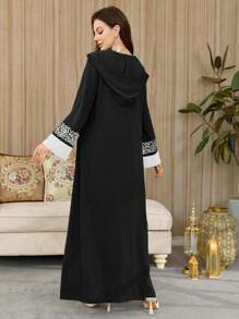 Al Najma 女式长袖刺绣双色连帽阿拉伯风格连衣裙 - 黑色 - 查看 5