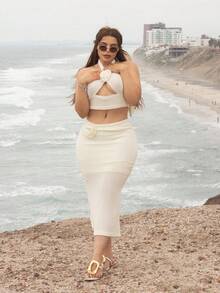 Lupita Cardoza Top halter flor estéreo & Falda de muslo con abertura - Beis - Ver 5