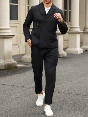 Manfinity Mode بدلة كاجوال للرجال مكونة من جاكيت وبنطلون ذات لون أساسي وبنمط رذاذ الطلاء على الياقة وأكمام طويلة