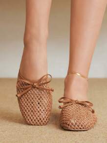 Styleloop 1厘米鞋跟棕色编织材料蝴蝶结装饰 PU 方头平底鞋，度假风格时尚舒适一脚蹬鞋，波西米亚西部音乐节派对装 - 棕色 - 查看 5