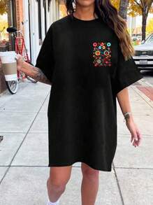 SHEIN LUNE Plus Size Women Floral Print Round Neck Drop Shoulder Casual Loose T-Shirt, Summer - Black - View 2