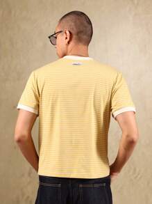 SUMWON 复古校园风格纽约林格 T 恤横条纹图案夏季休闲装周末基本街头服饰 - 黃色 - 查看 2