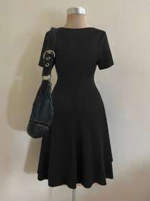 Sweetra Plus Size Fashionable V-Neck Lace Patchwork See-Through Sexy Dress  Vintage - Black - View 2