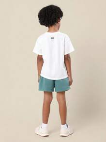 SUMWON Conjunto de camiseta y pantalón corto con cordón para niños, conjunto informal de dos piezas, ropa de playa, ropa urbana para vacaciones y viajes