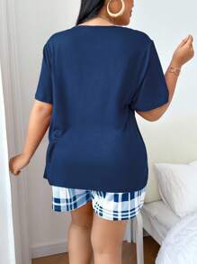 SHEIN Plus Size Sleepwear Set: Heart Printed Short Sleeve Top And Plaid Shorts, Outfits