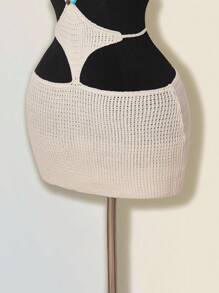 SHEIN ICON Vestido mini de punto con decoración de colgante sexy y espalda descubierta para vacaciones de mujer