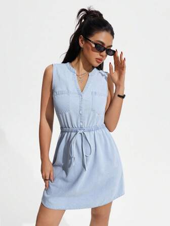 SHEIN PETITE Robe en jean décontractée d'été pour femmes, col en V, boutonnage simple, taille nouée, sans manches