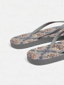 Grefit Women's Fashionable Grey Retro Floral Flip Flops - Grey - View 5