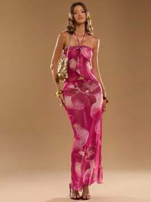 SHEIN BAE 1 Set Top sin mangas con estampado completo y ruedo con volantes & Minifalda